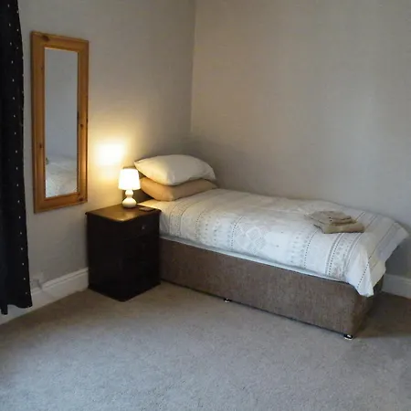Holiday home Family Near Centre - New King Bed!